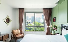 Dinh Hotel
